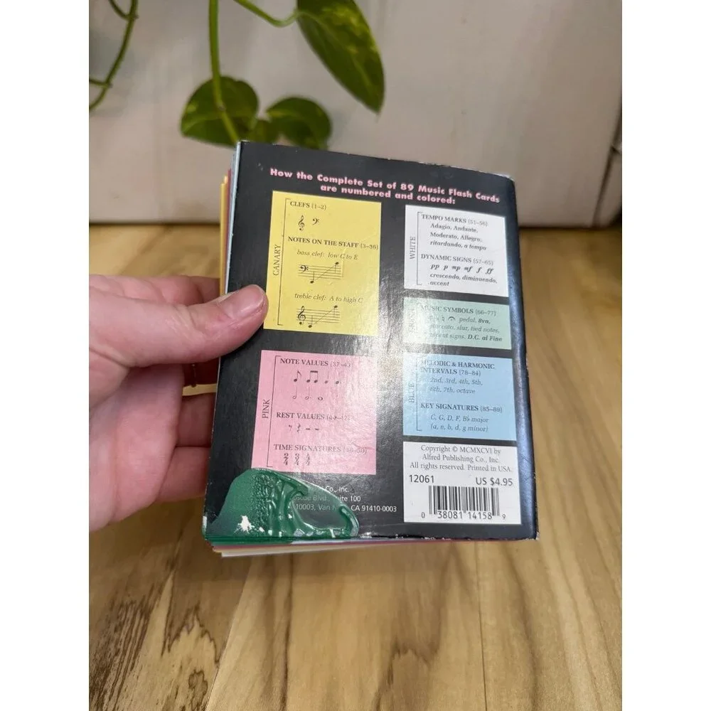 Alfred Complete Color-Coded Music Flash Cards Set - Picture 7 of 10